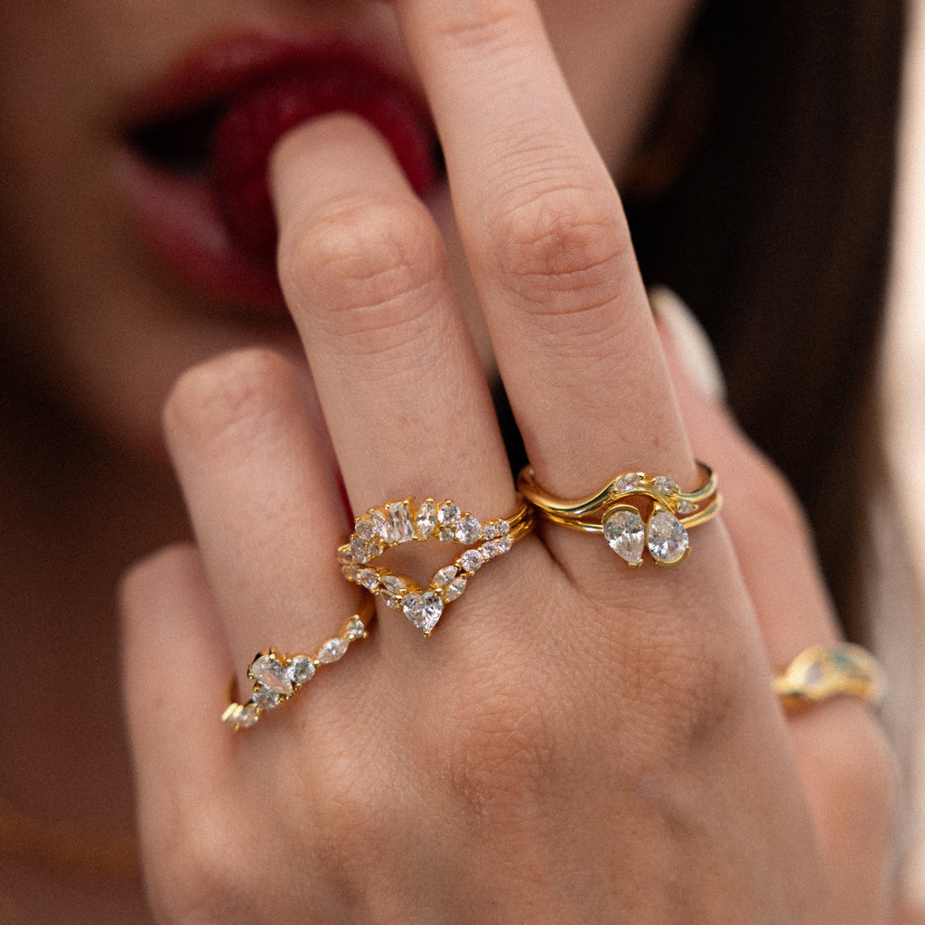 Pear Diamond Curve Ring