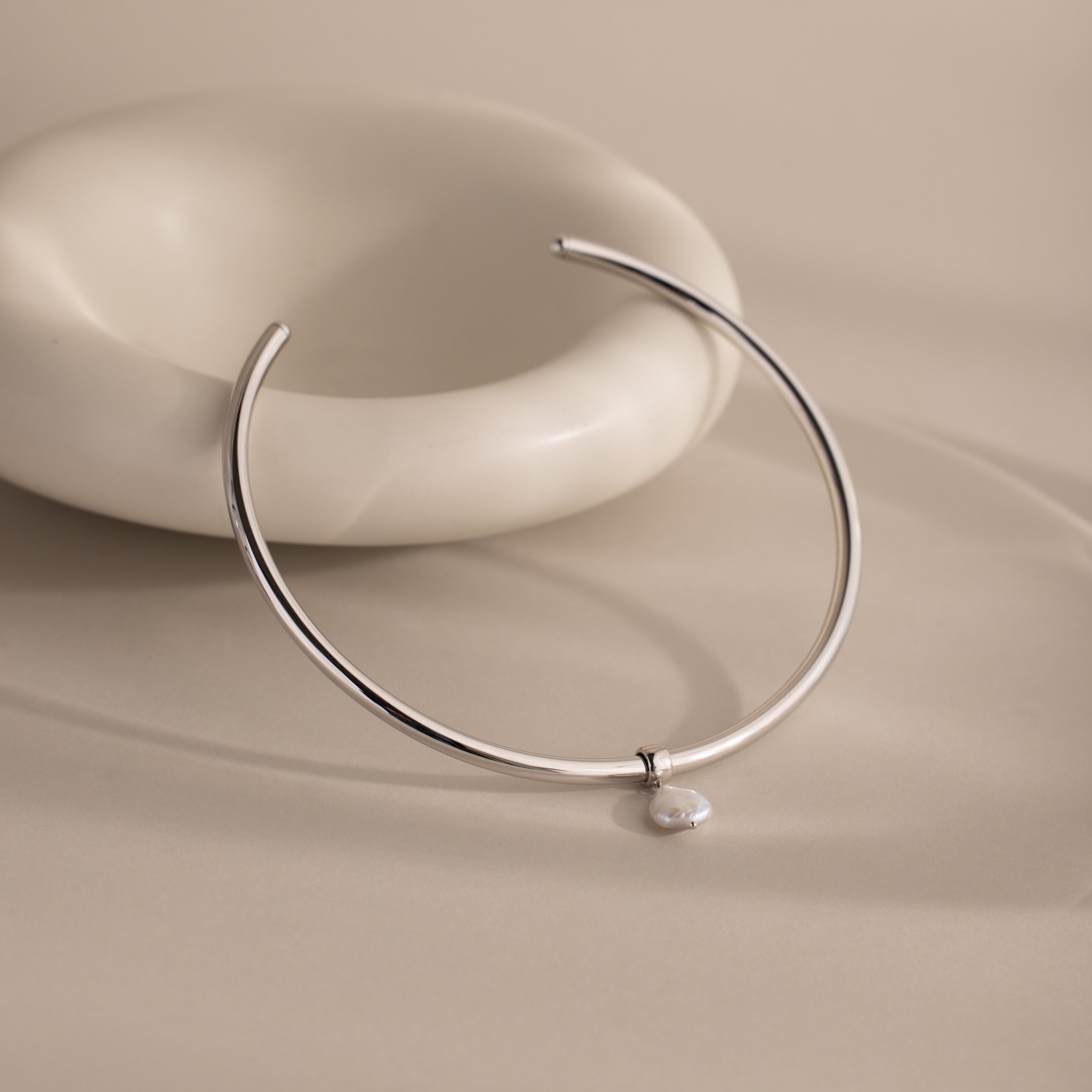 Pearl Cuff Choker Necklace