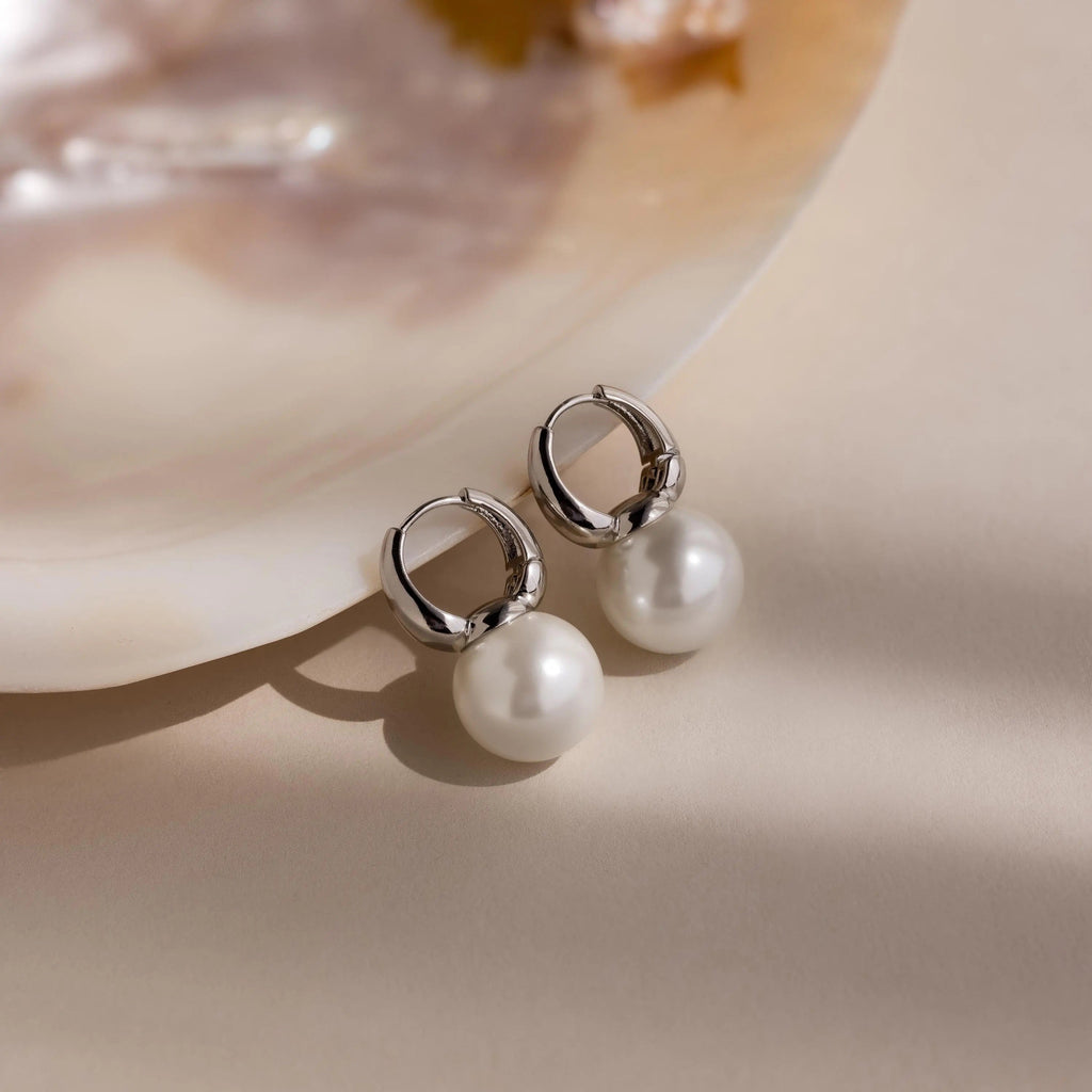 Dome Pearl Huggies