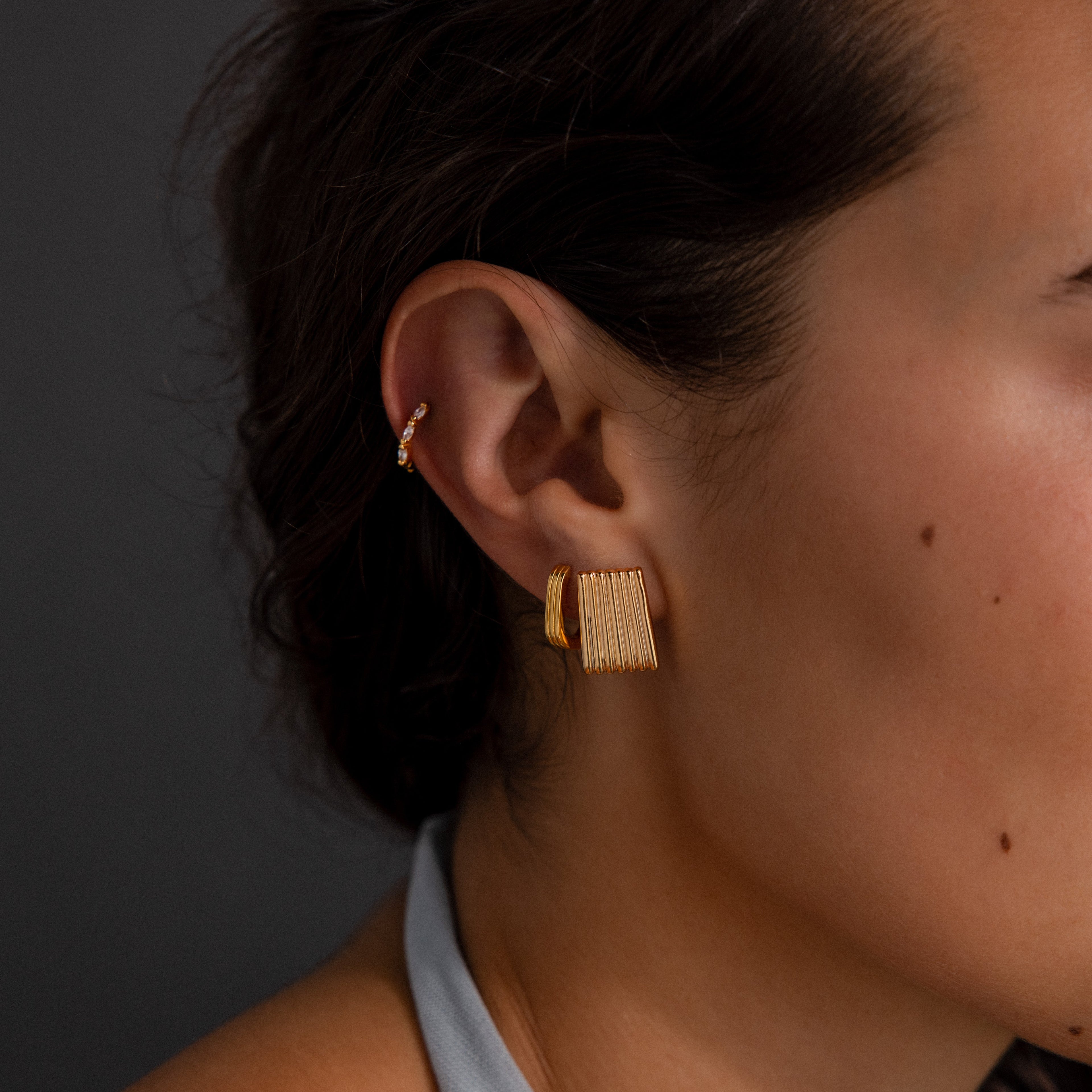 Ribbed Earrings