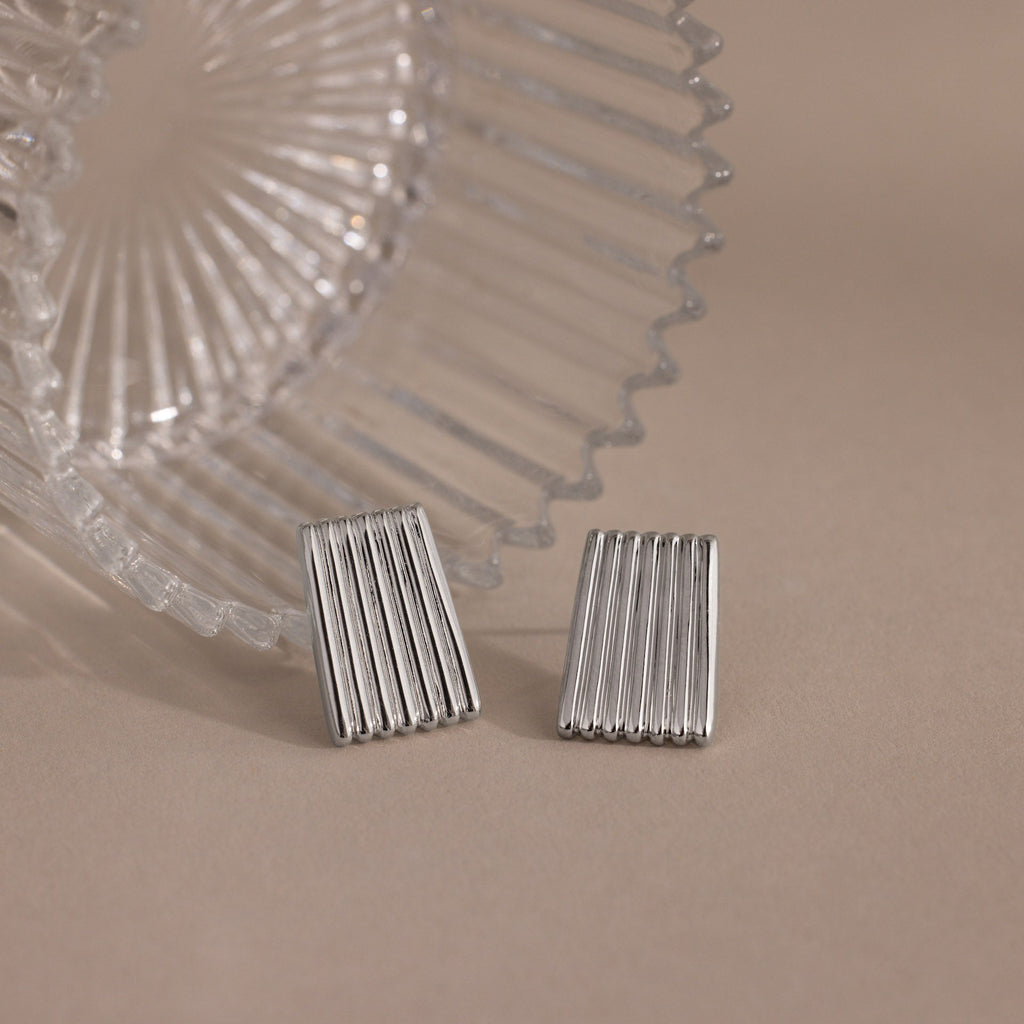 Ribbed Earrings