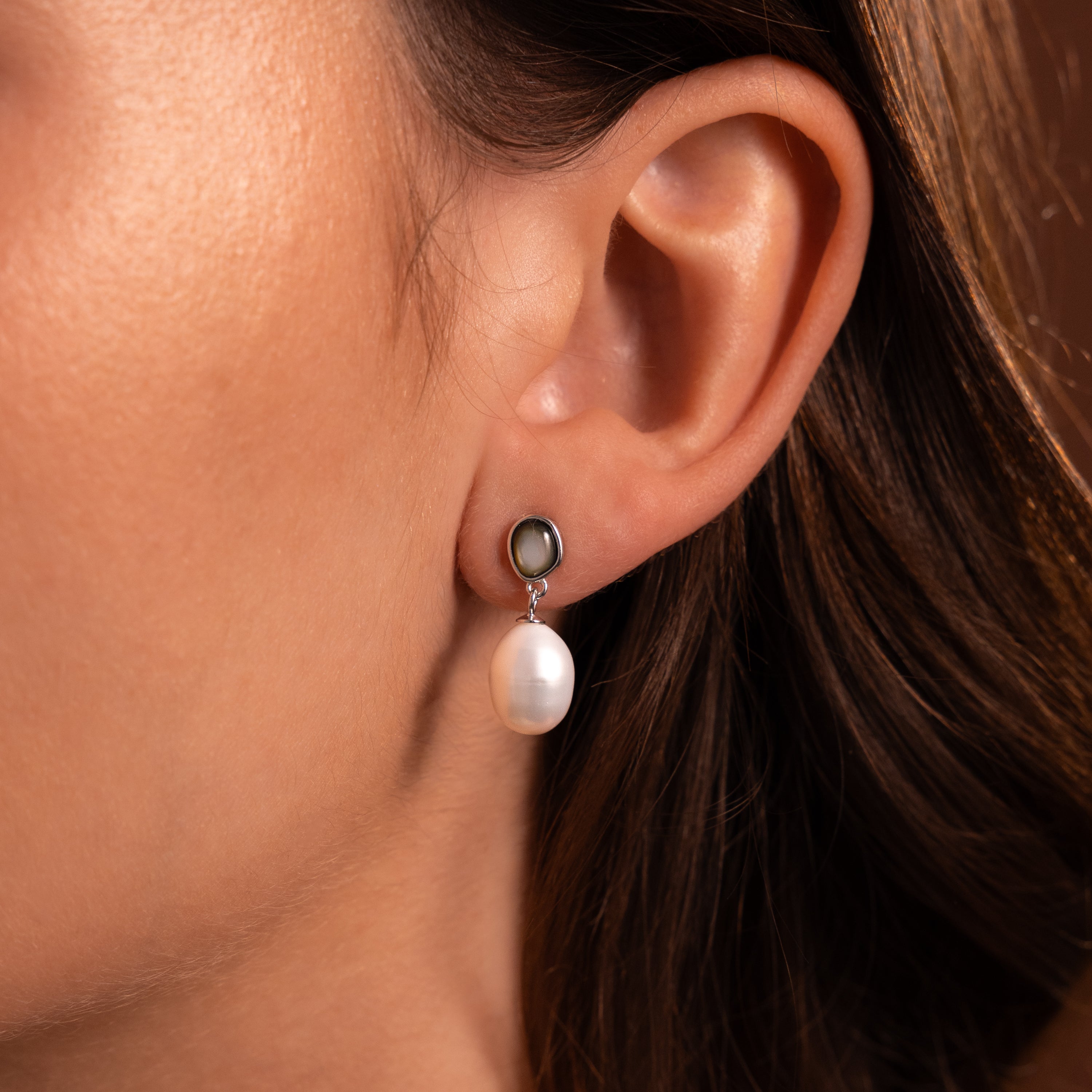 Midnight Pearl Drop Earrings