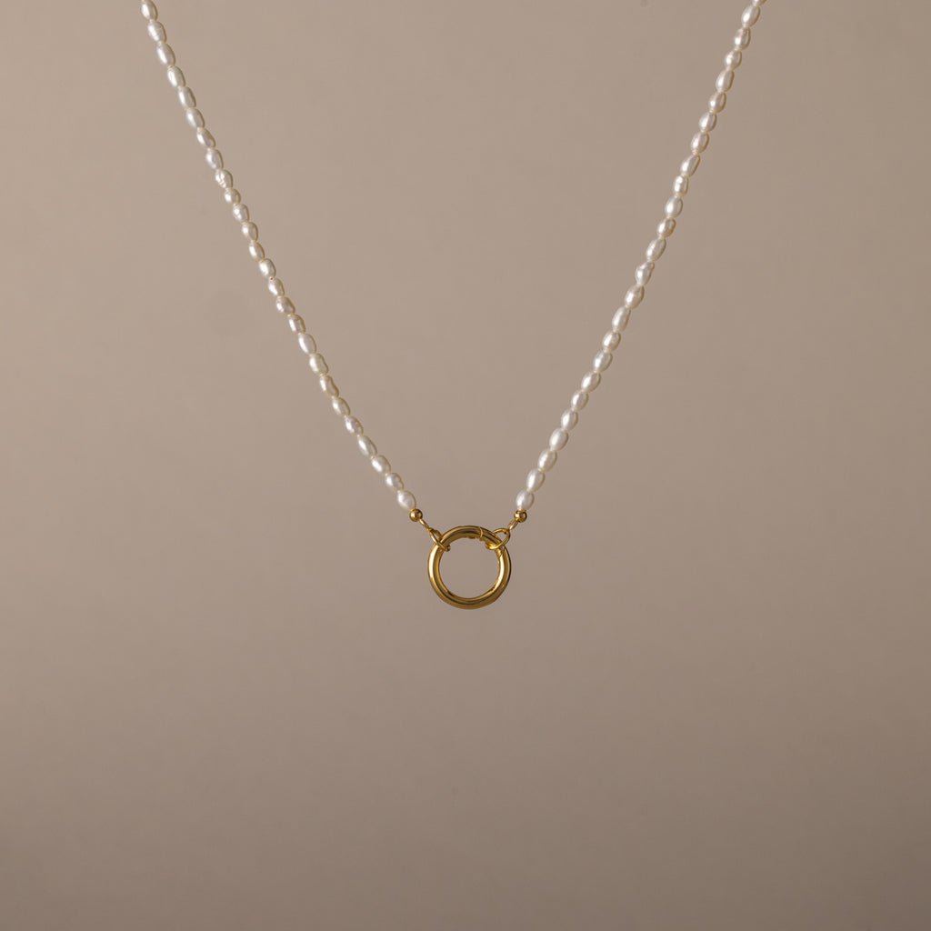 Pearl Chain Clasp Necklace