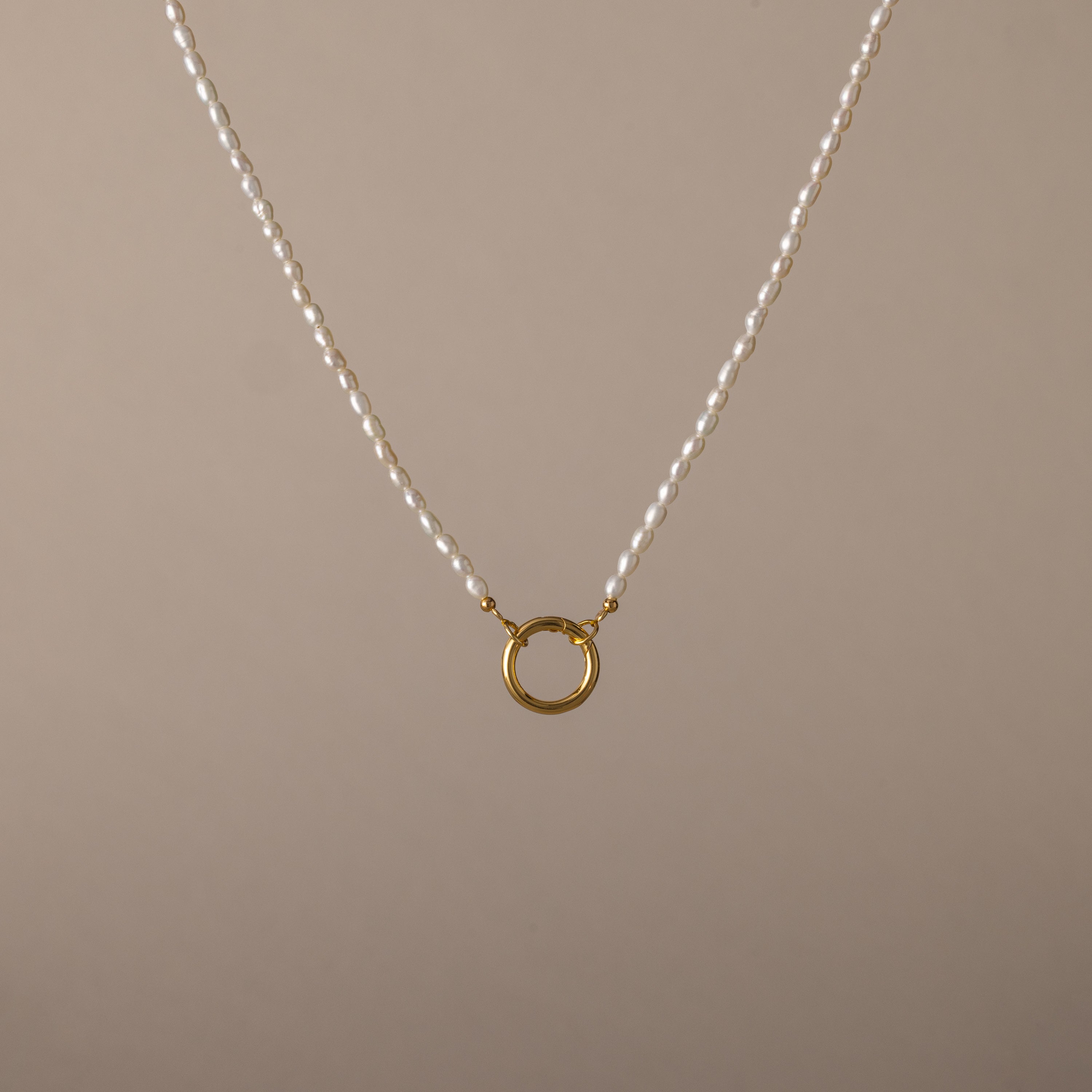 Pearl Chain Clasp Necklace