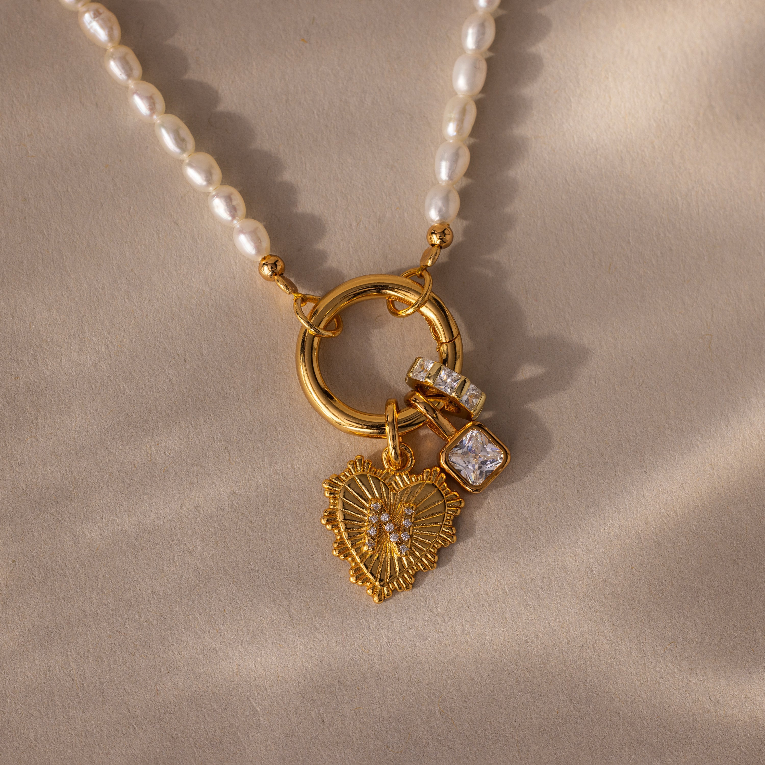 Pearl Chain Clasp Necklace