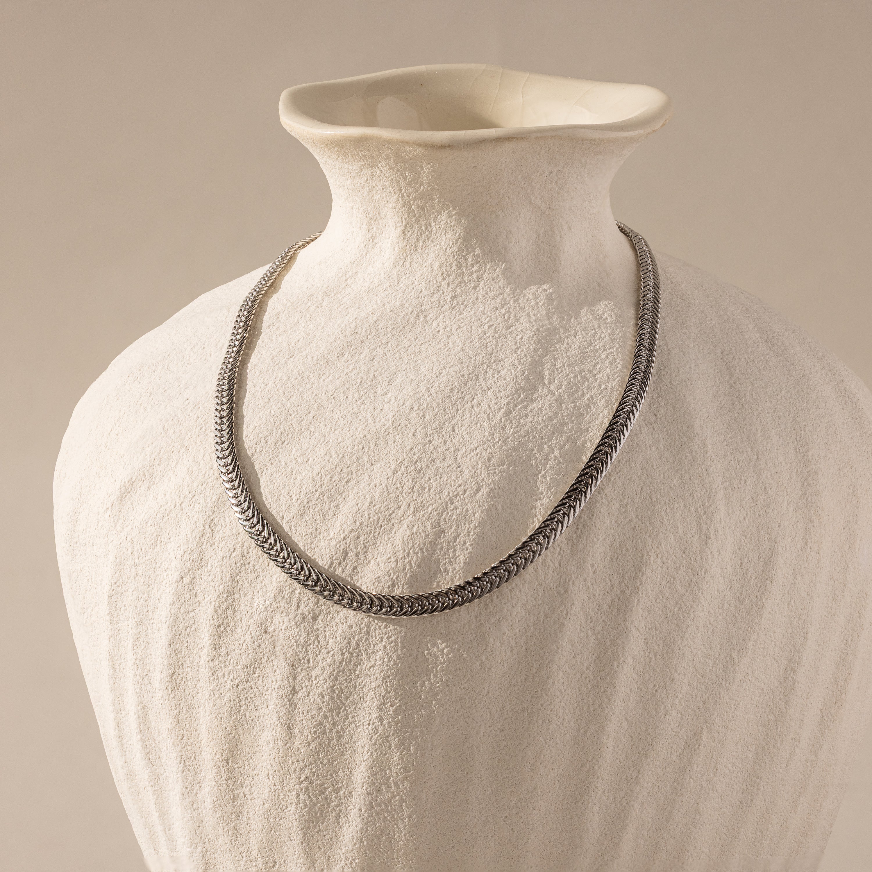 Thick Mesh Chain Necklace