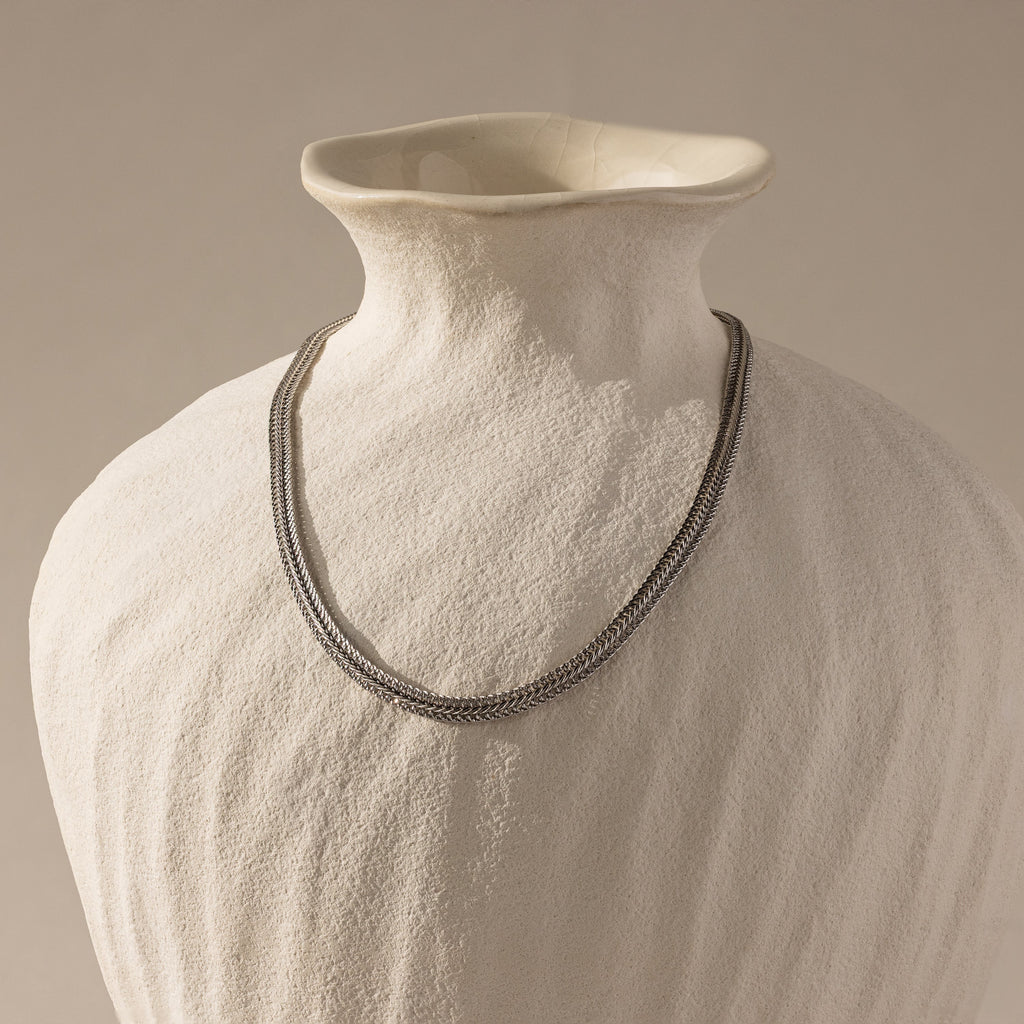 Thin Mesh Chain Necklace