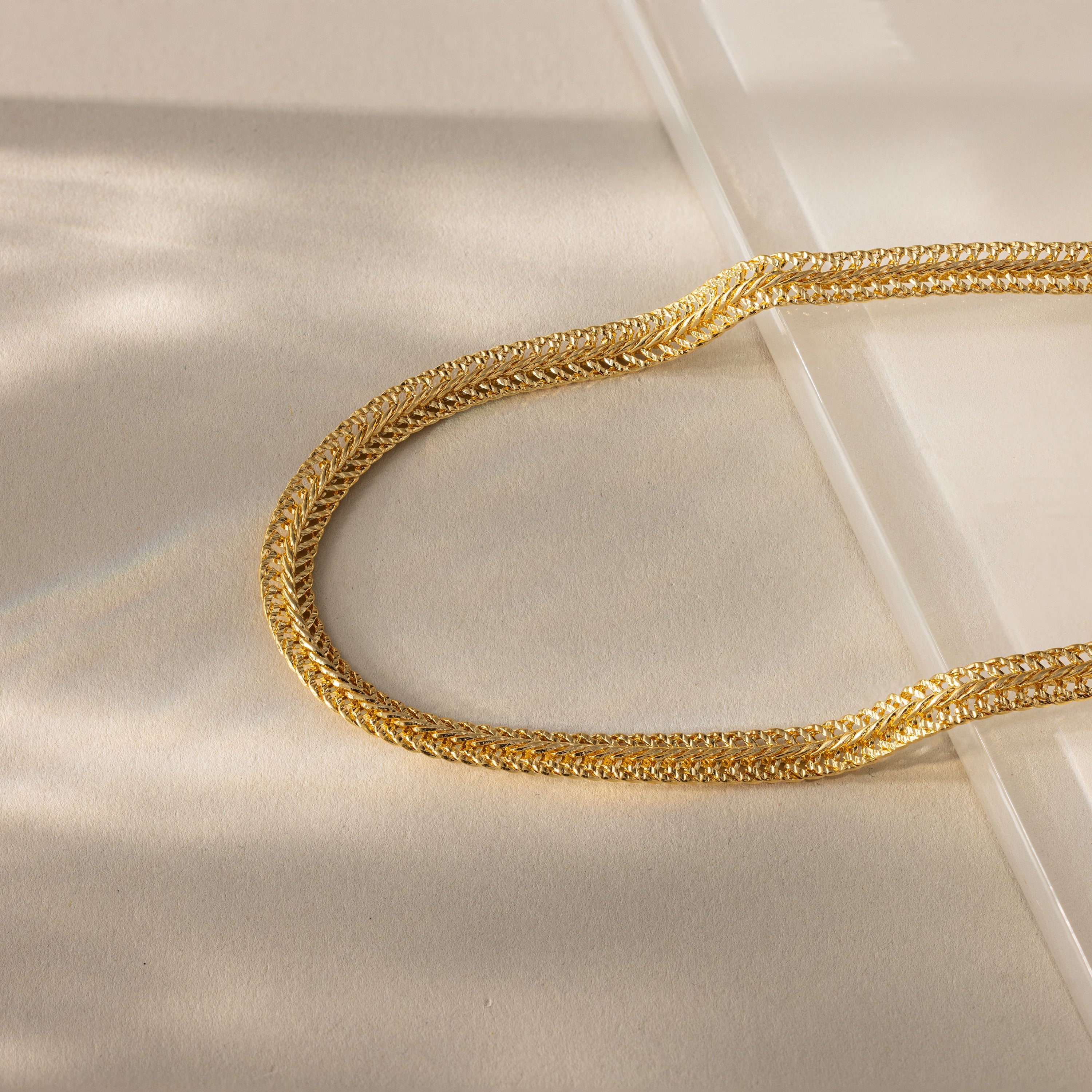 Thin Mesh Chain Necklace