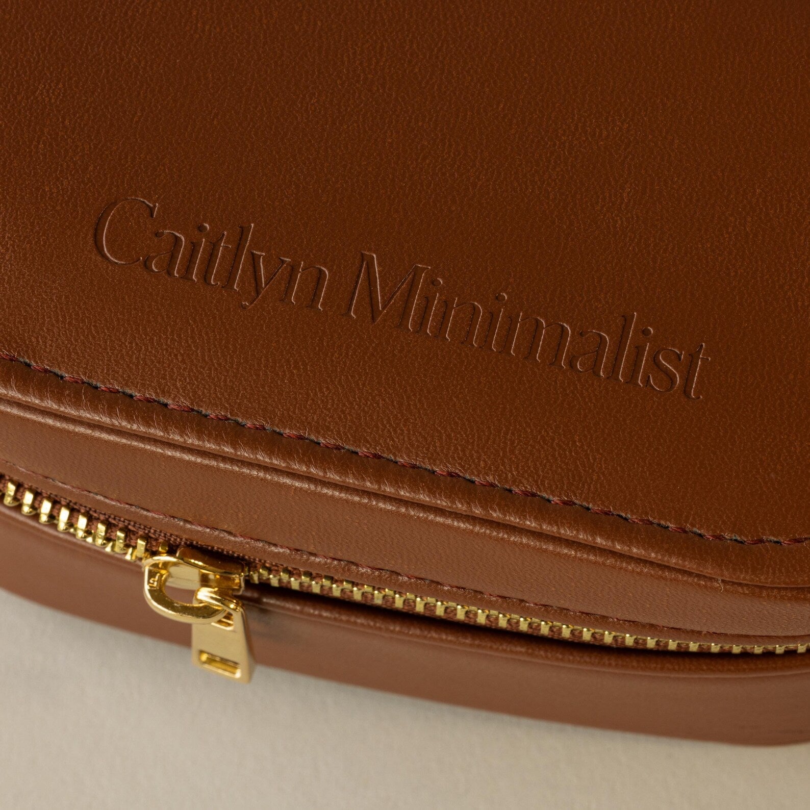 Oval Leather Jewelry Box