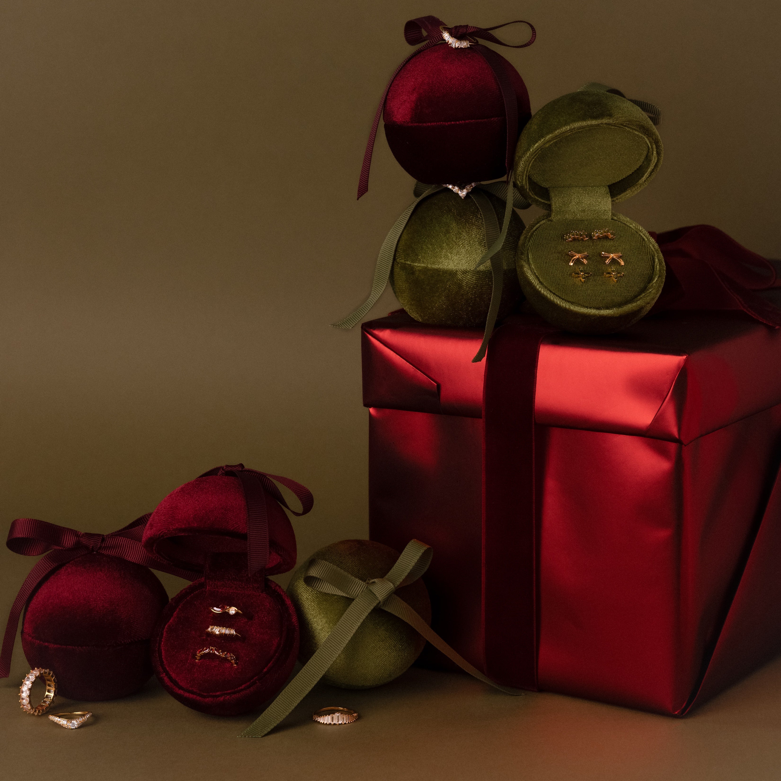 Ornament Jewelry Box