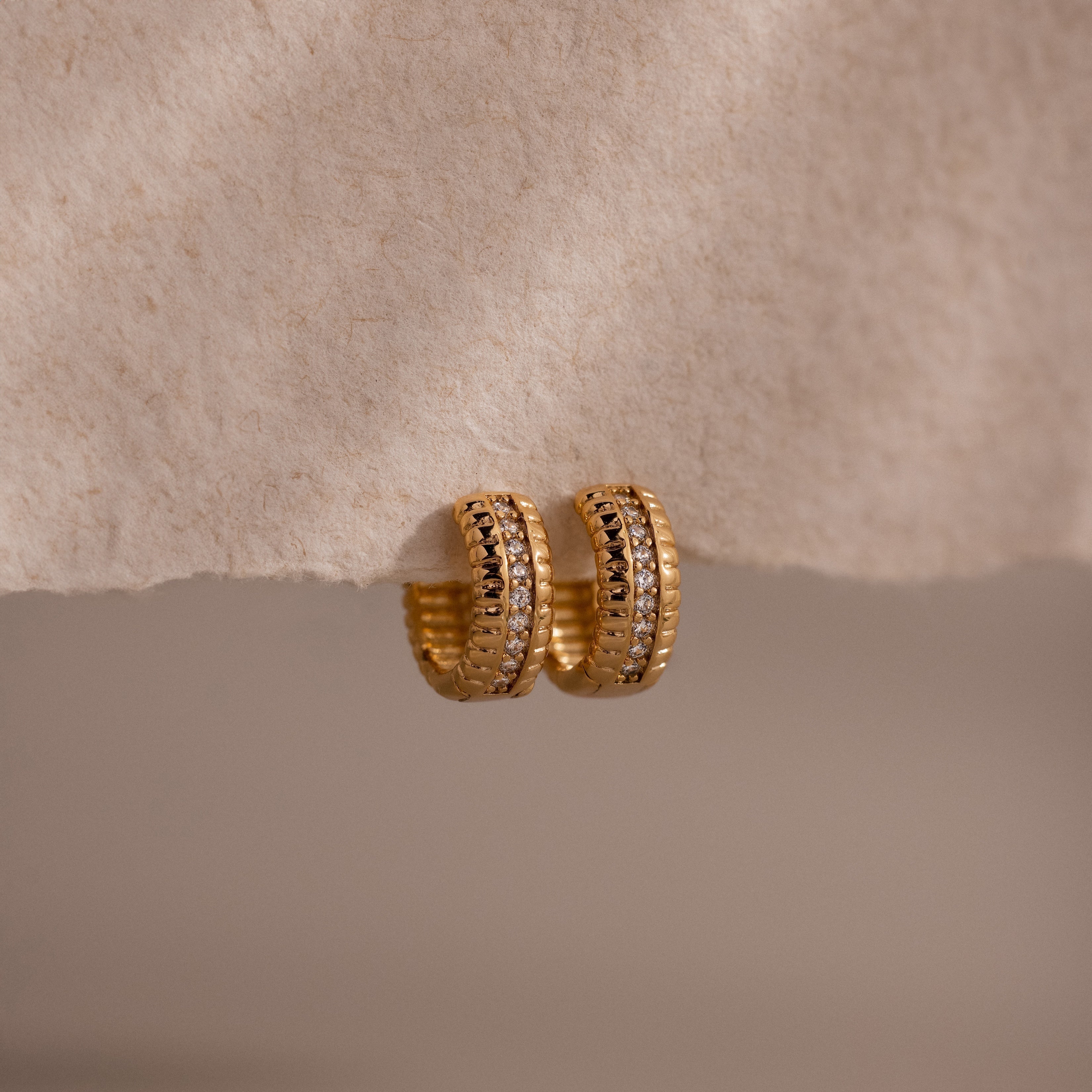 Ribbed Pave Huggies