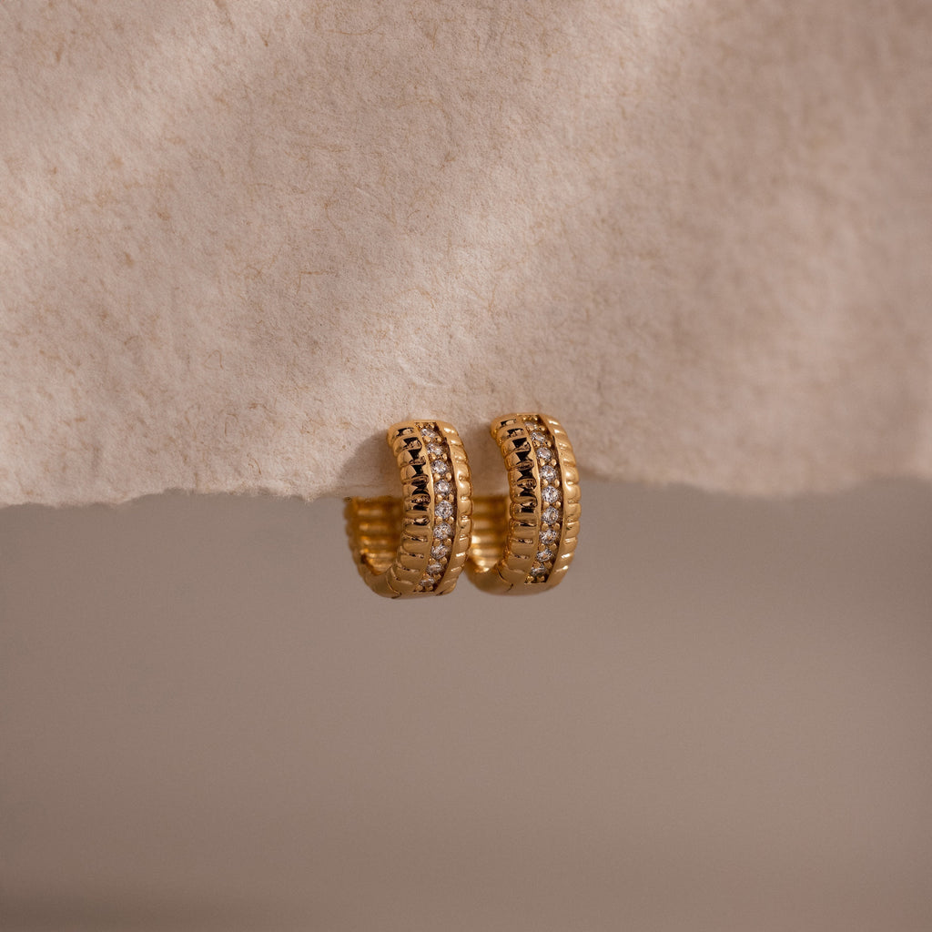 Ribbed Pave Huggies