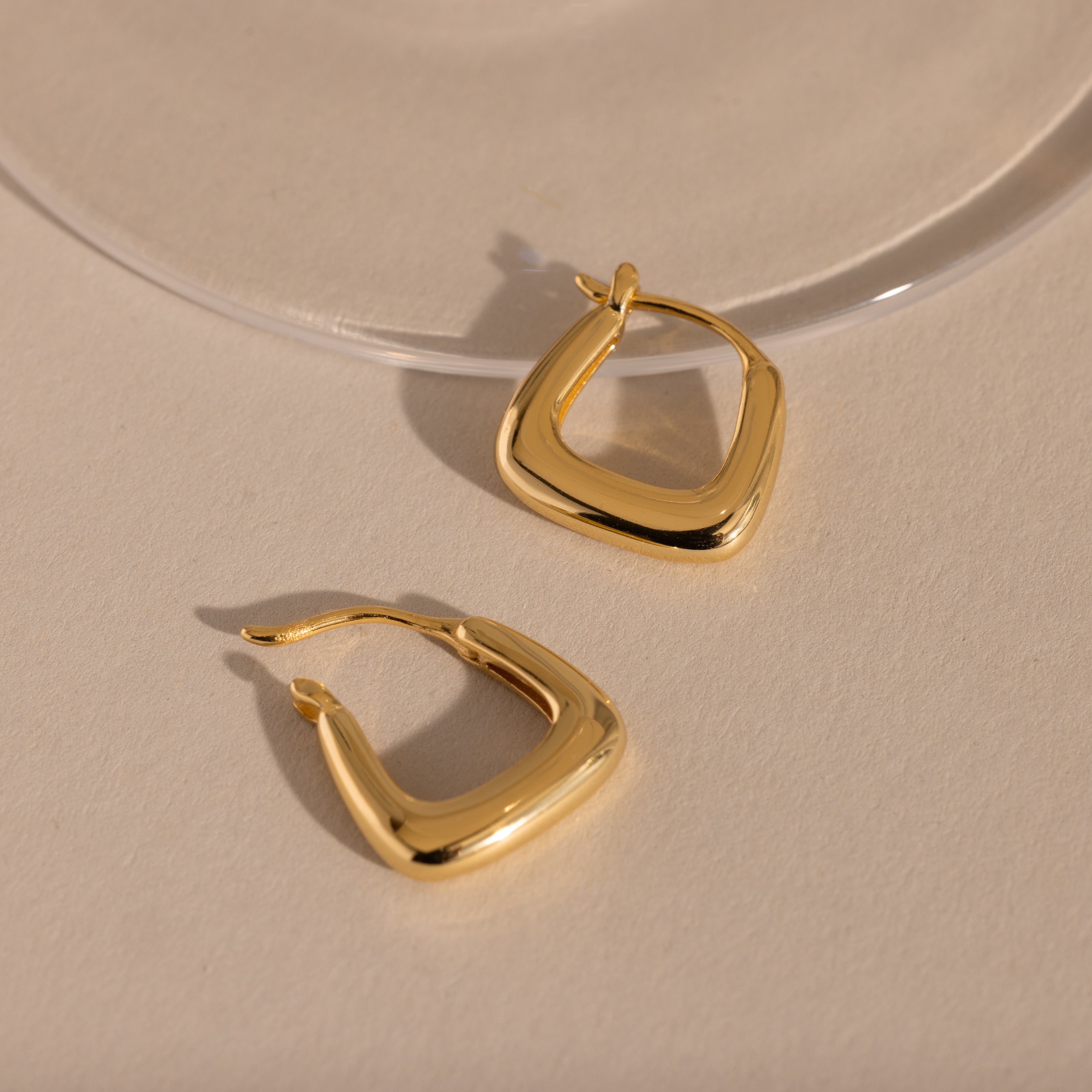 Bold Geometric Hoops