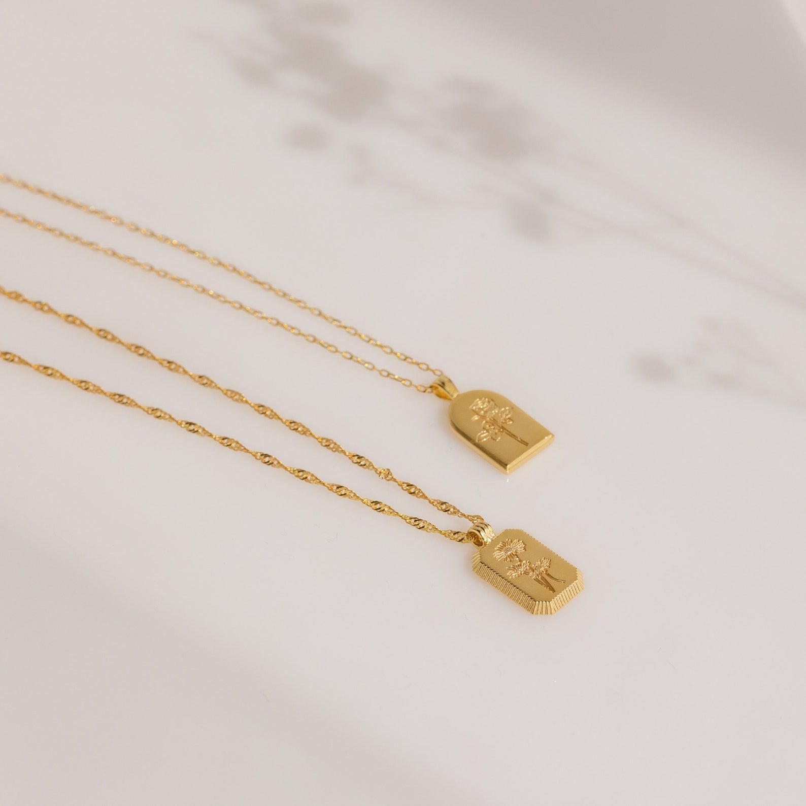 Ribbed Birth Flower Tag Necklace