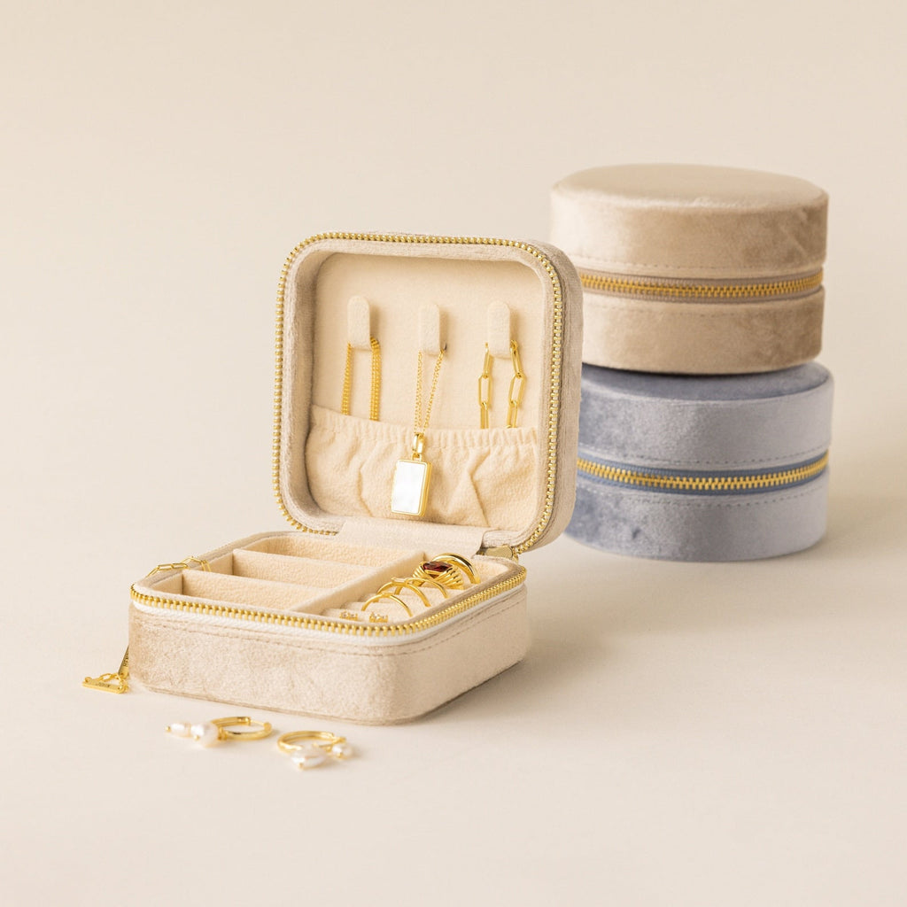 Square Velvet Jewelry Case