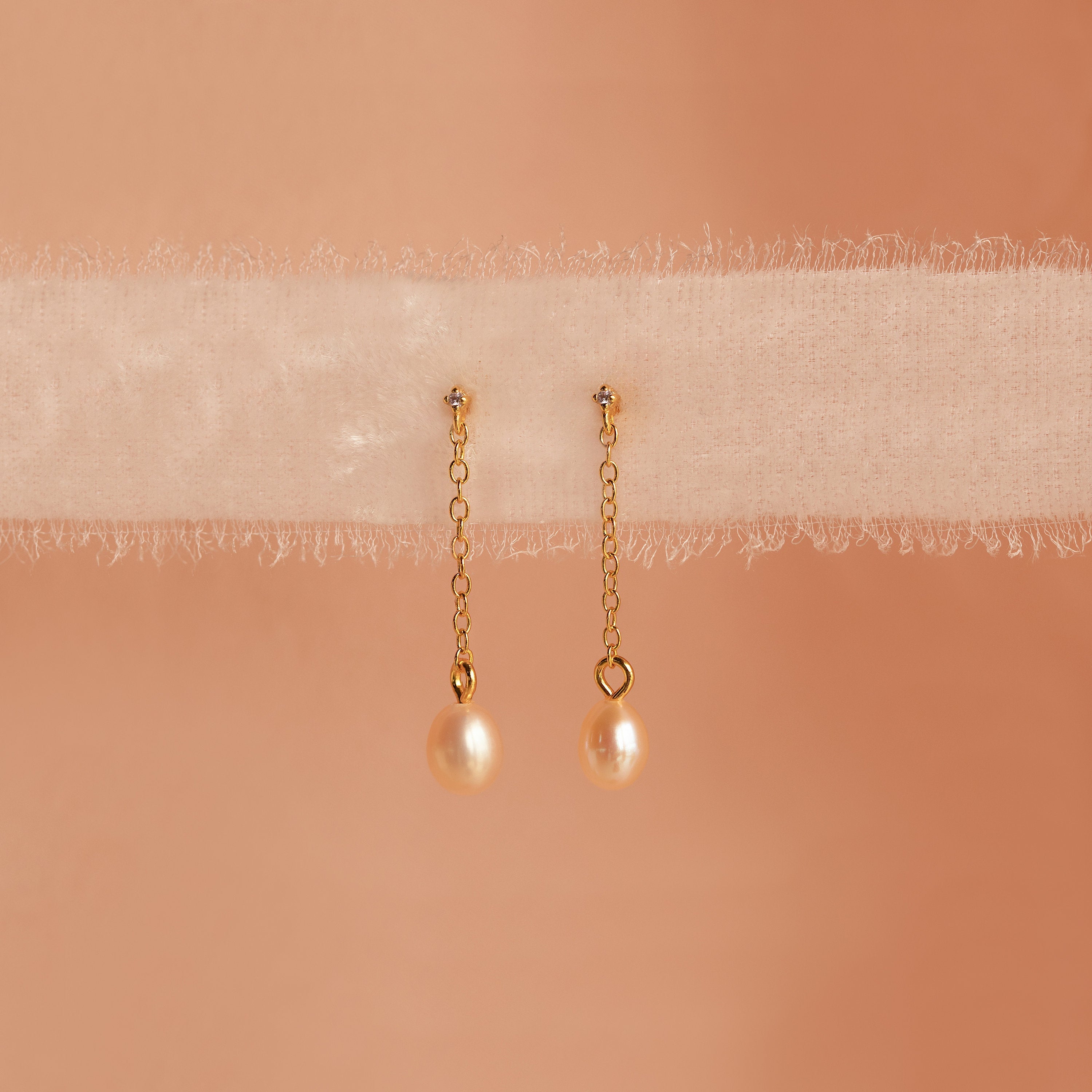 Isha Pink Pearl Earrings