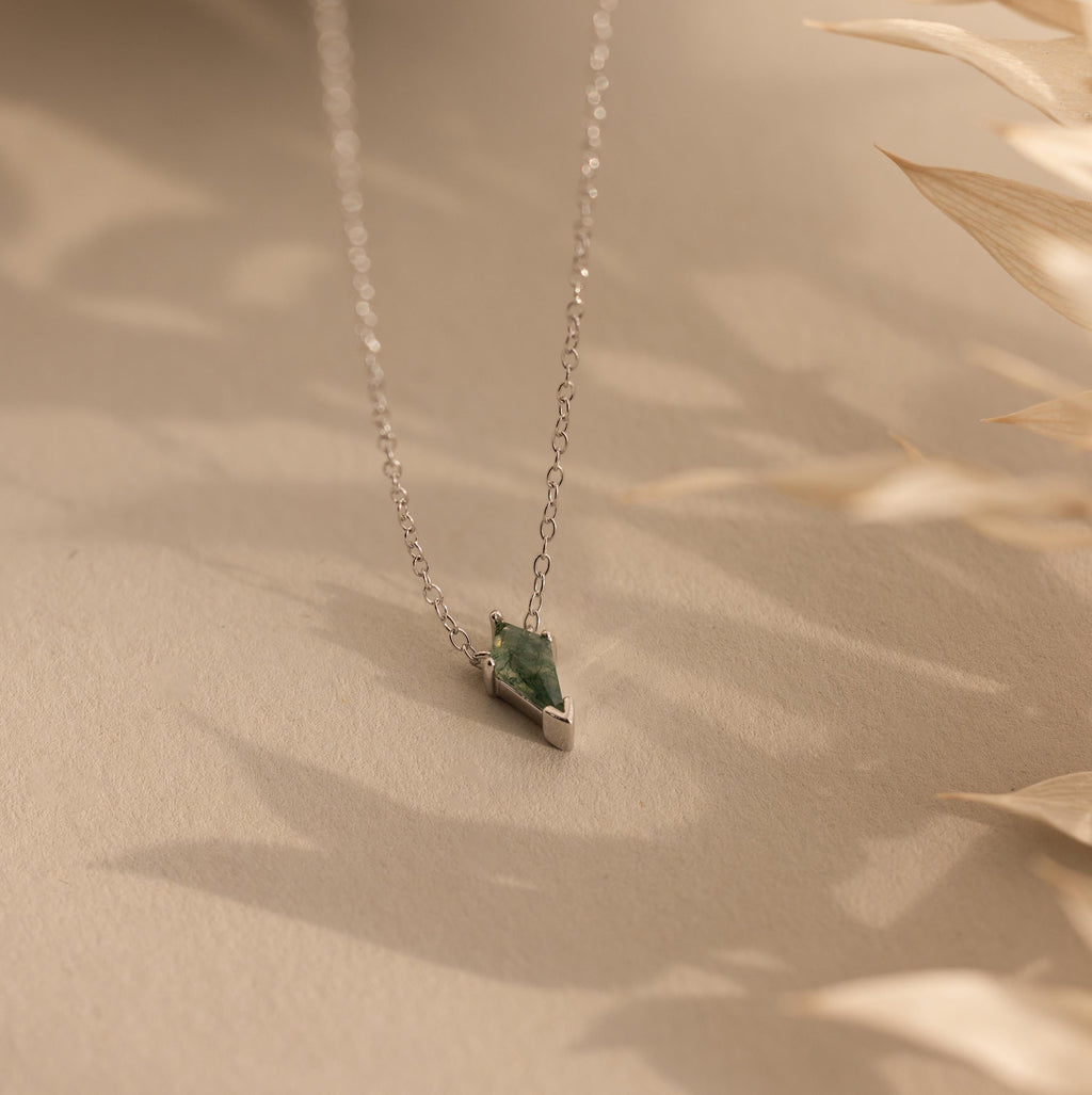 Agate Art Deco Pendant Necklace