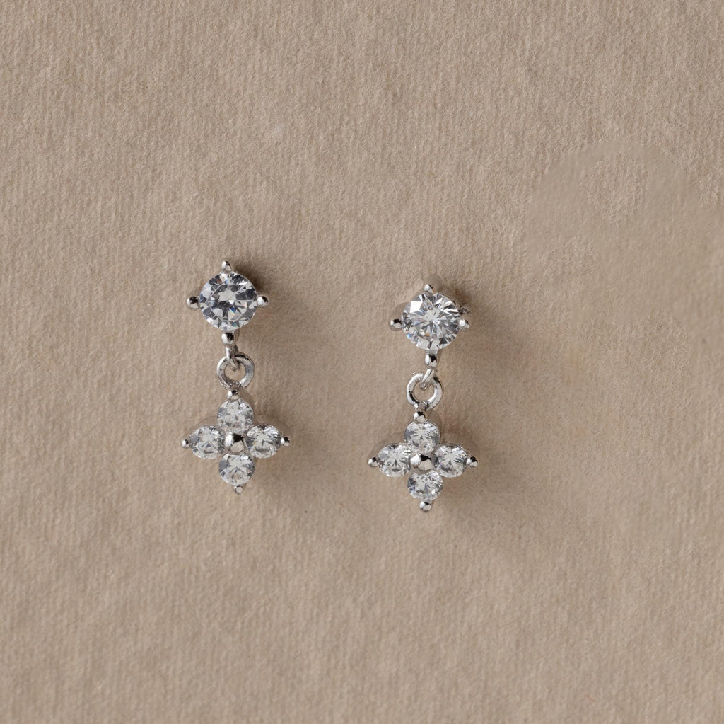 Ivy Flower Flat Back Studs