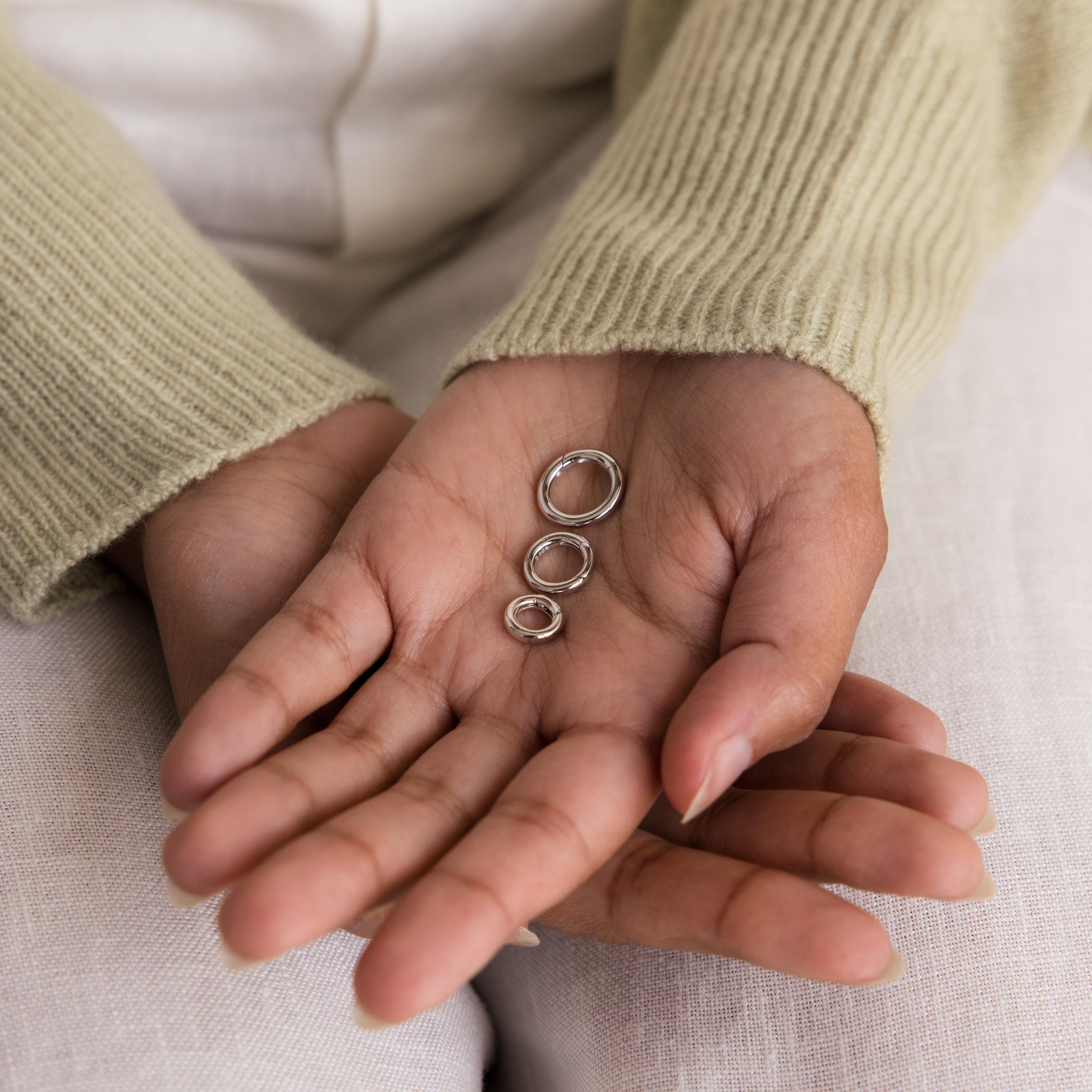Round Carabiner Charm Set