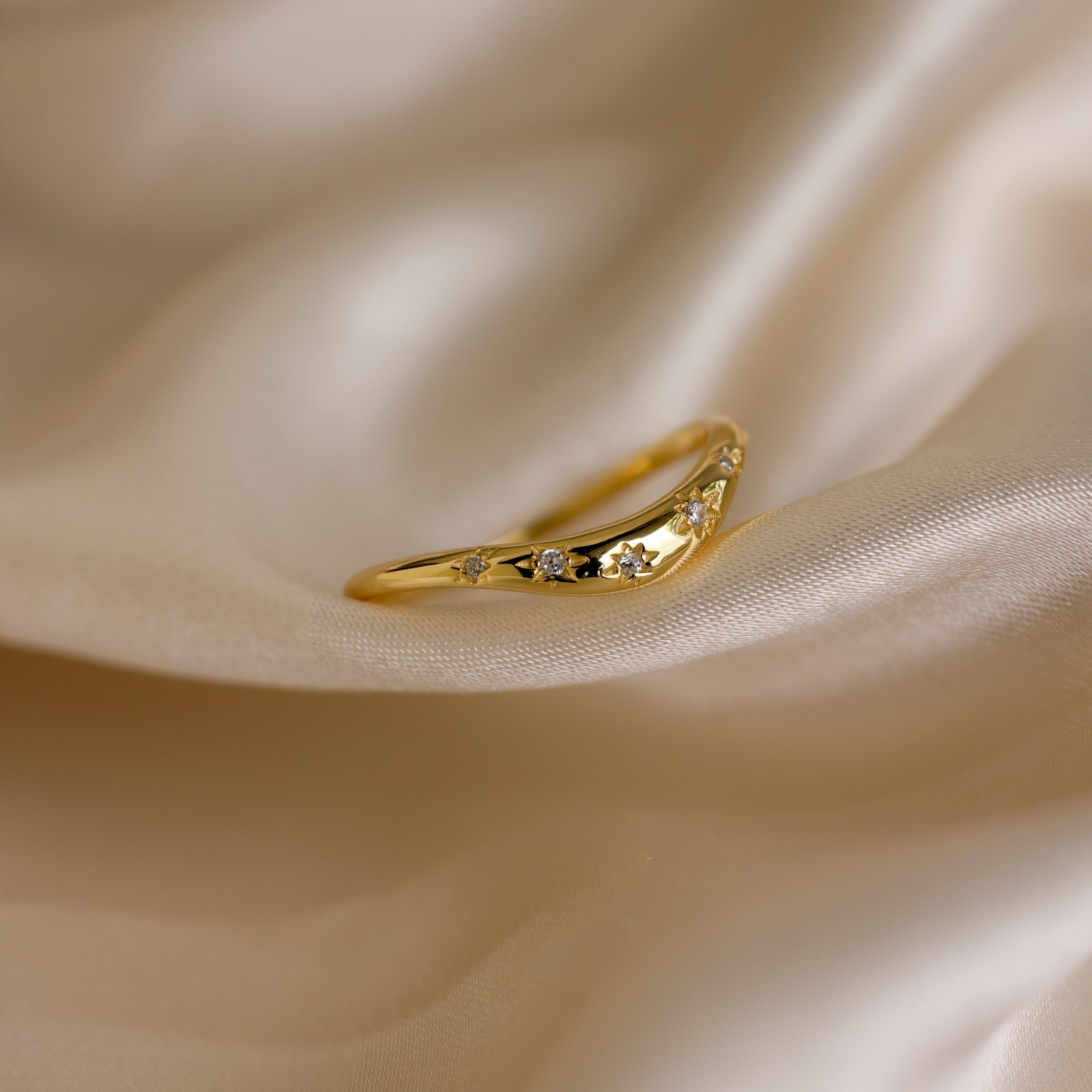 North Star Curve Dome Ring