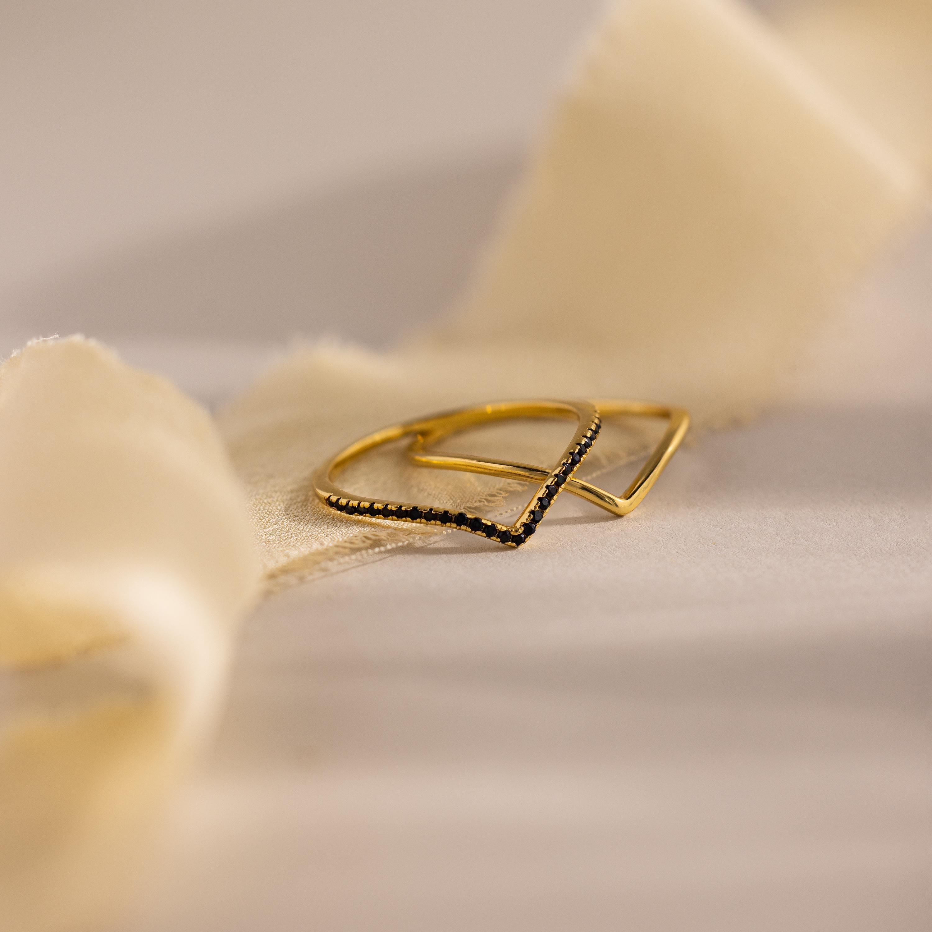 Onyx Chevron Ring Set