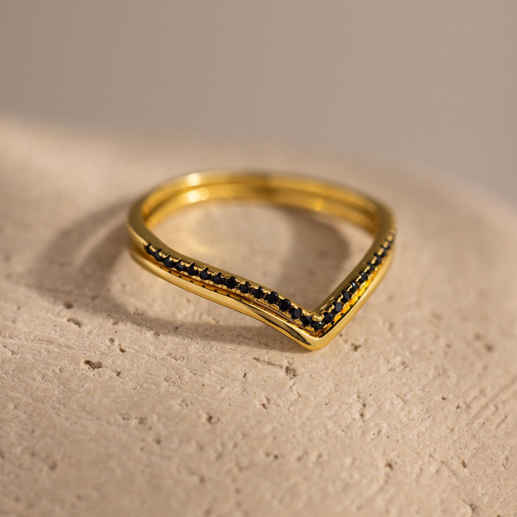 Onyx Chevron Ring Set