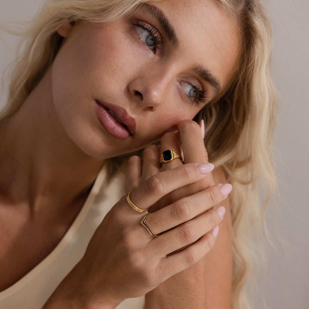 Onyx Chevron Ring Set