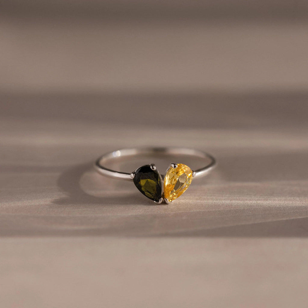 Toi et Moi Teardrop Heart Ring