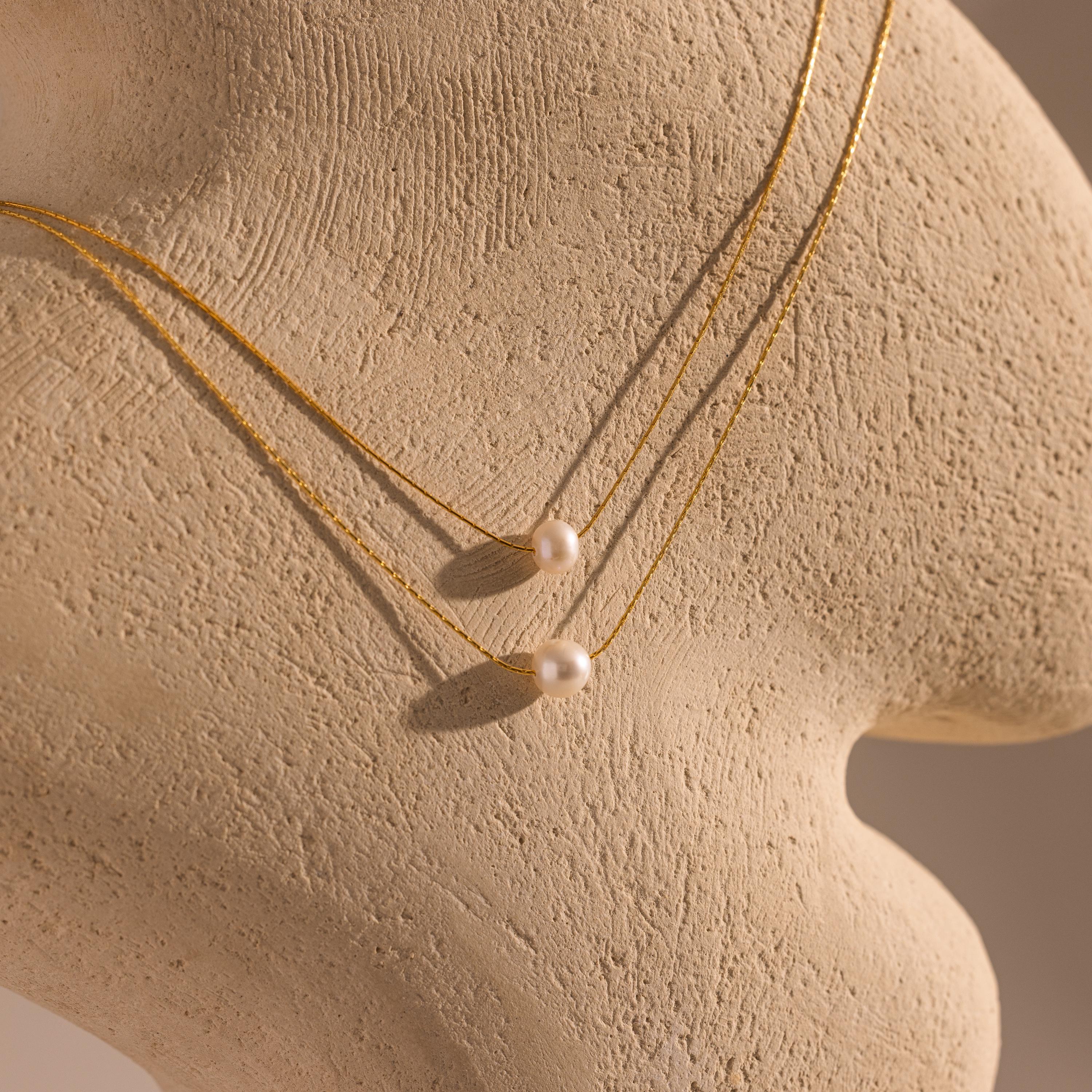 Dainty Pearl Dot Necklace
