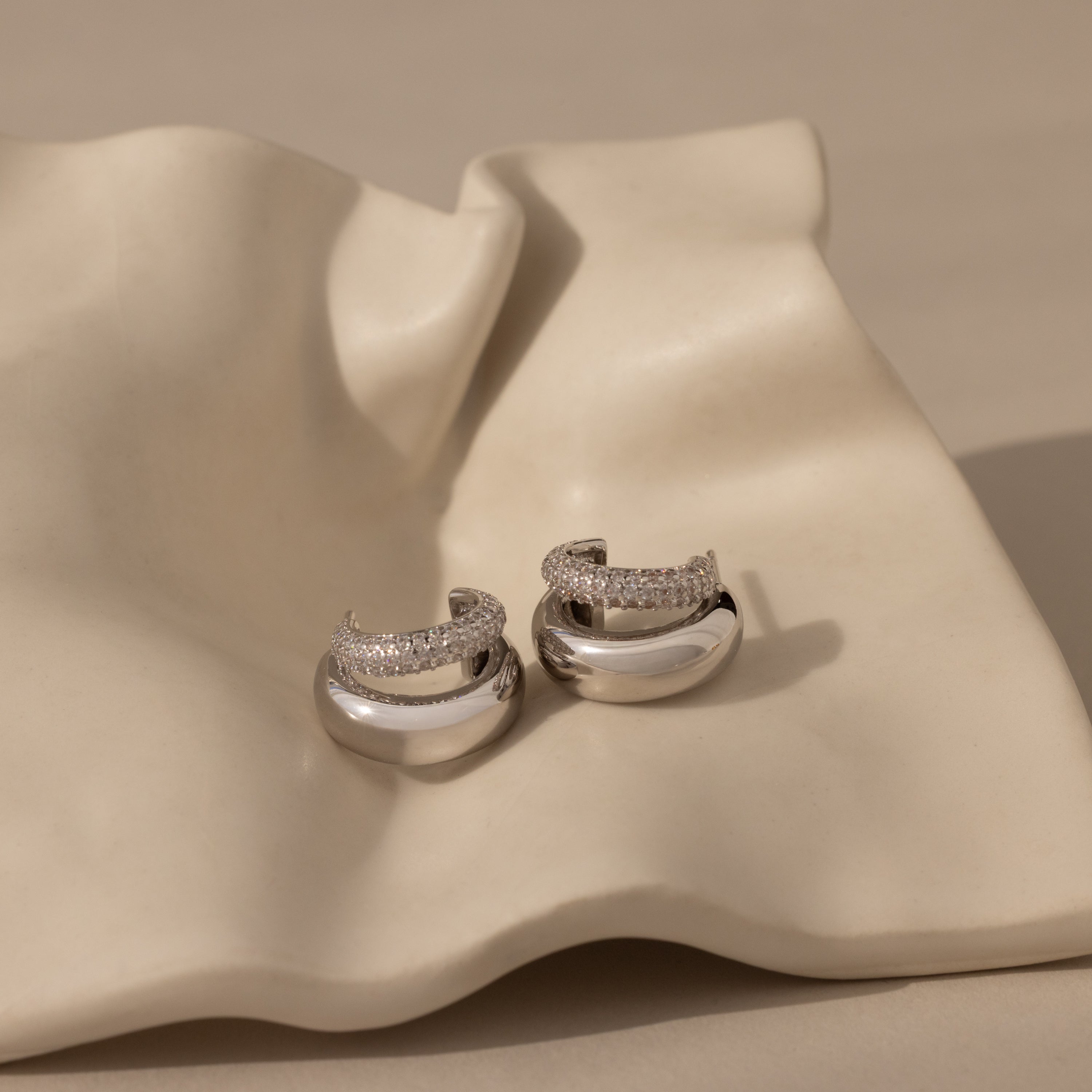Duo Pave Dome Studs
