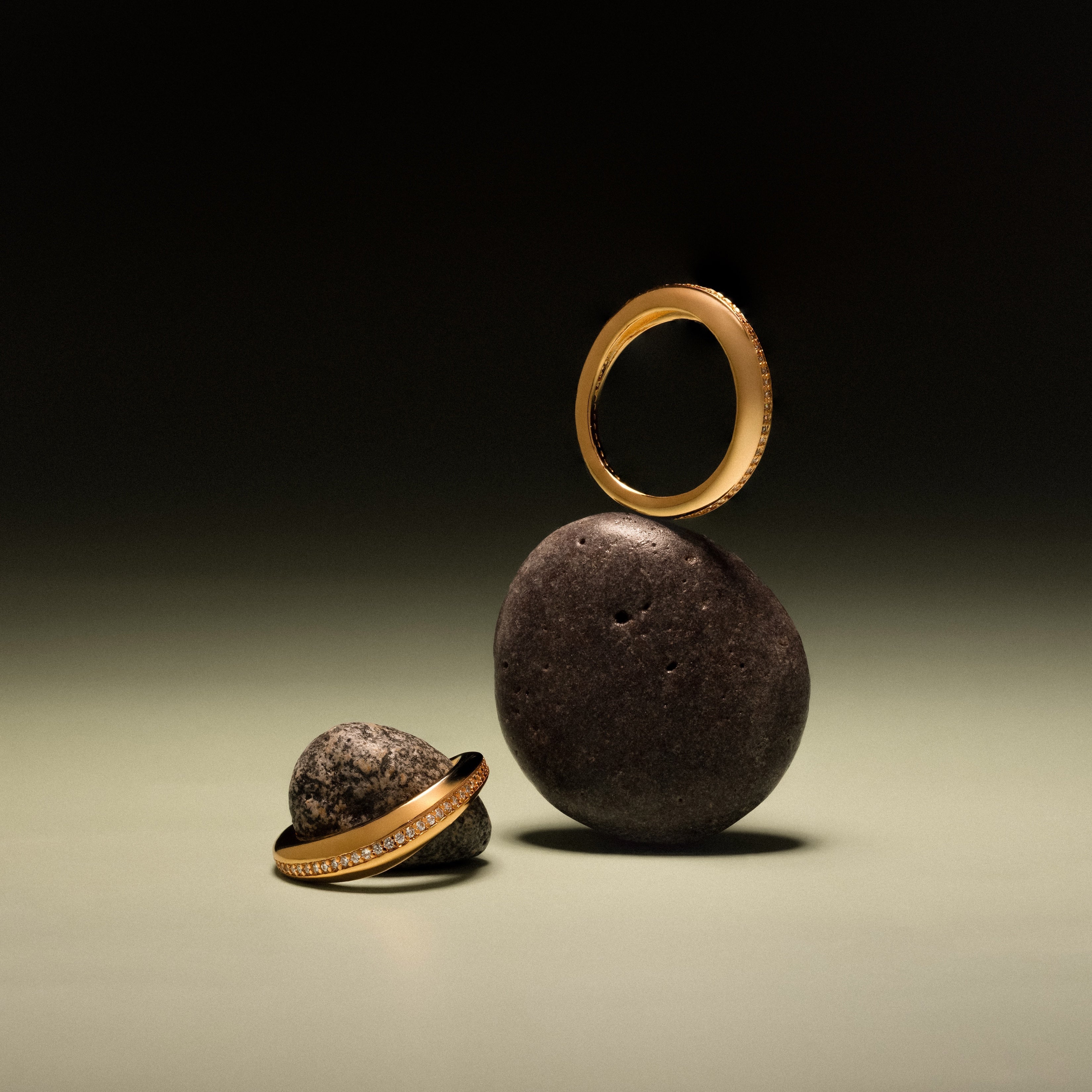 Pave Curve Dome Ring