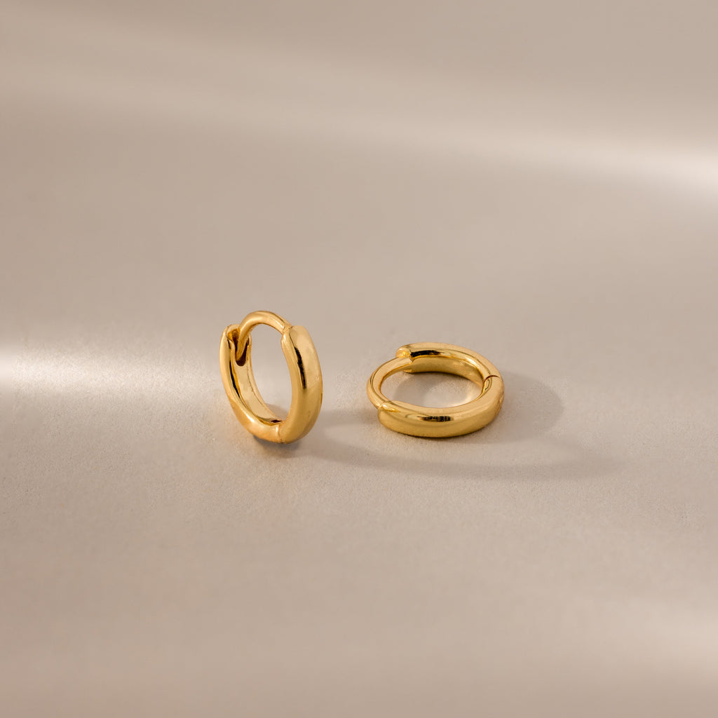 6mm Dainty Huggies